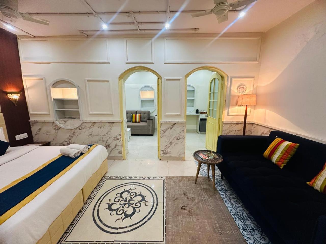 ホテル Hinduja Haveli Gulab Sagar ジョードプル エクステリア 写真